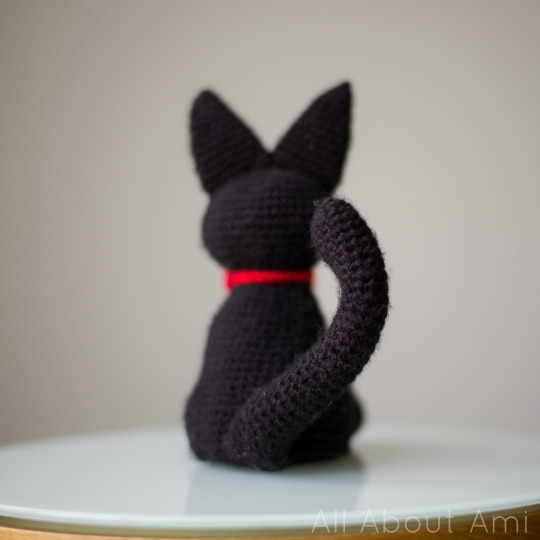 Jiji the Black Cat - All About Ami