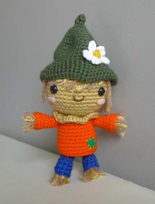 Crochet Amigurumi Scarecrow