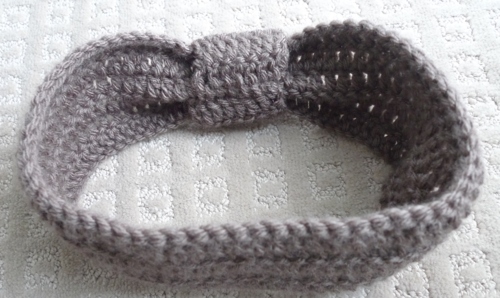 Crochet Knotted Headband