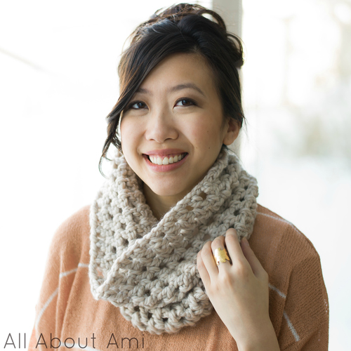 Chunky Double Crochet Cowl