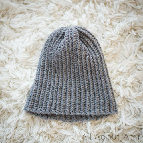 Beginner Easy Ribbed Pom Hat