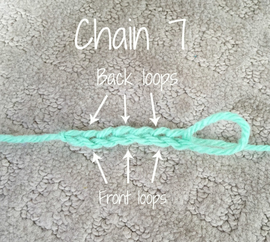 How to Crochet Around a Foundation Chain (How to Crochet an Oval)