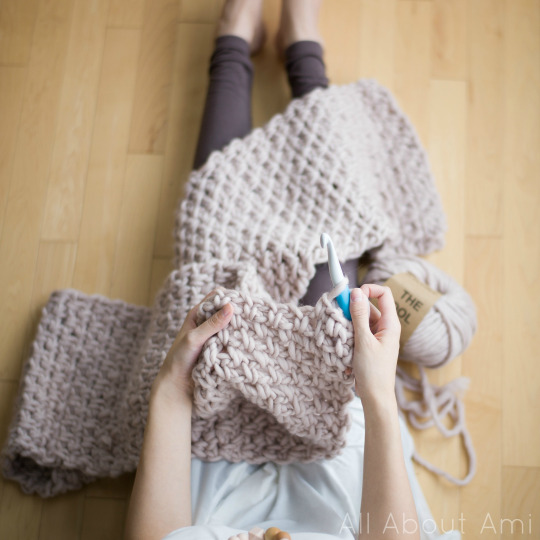 Crochet Moss Fringe Scarf