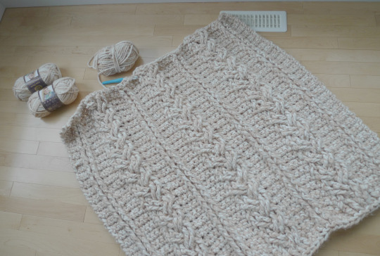 Chunky Braided Cabled Blanket Crochet Pattern – IKCrochet