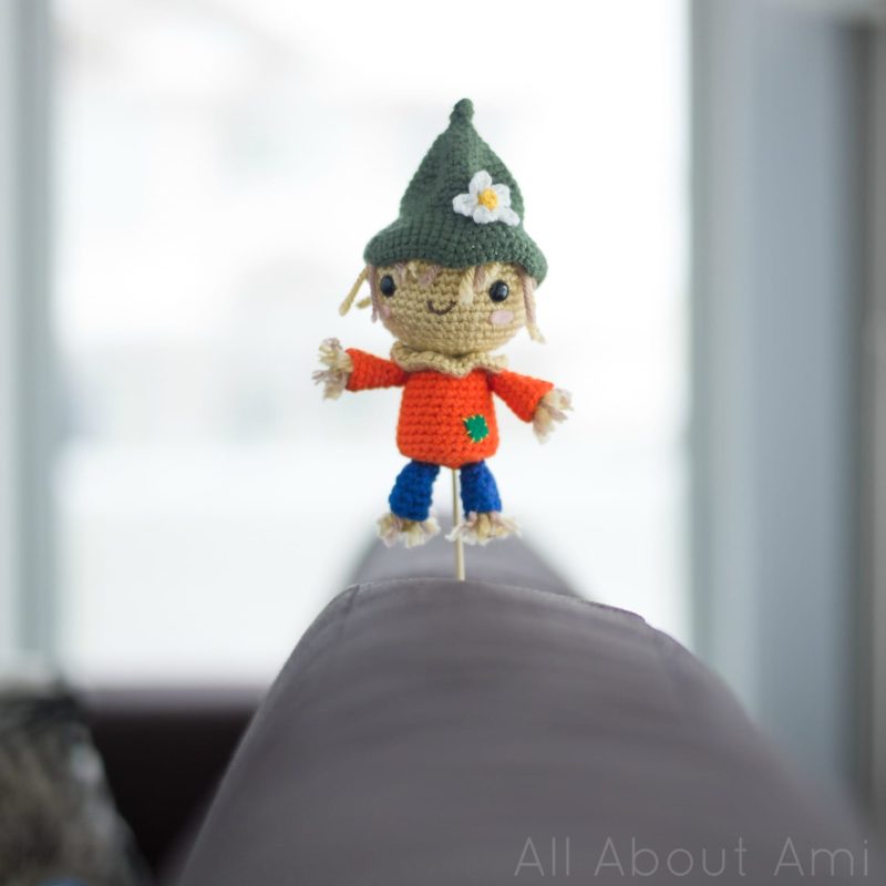 Crochet Amigurumi Scarecrow