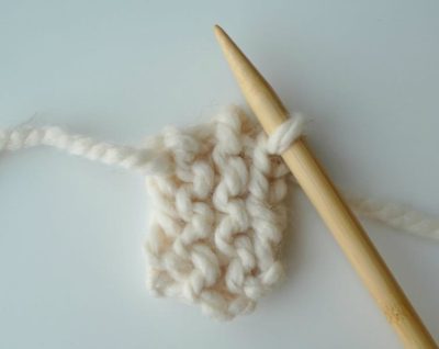 Knitting for Beginners: How to Knit the Garter Stitch - All About Ami