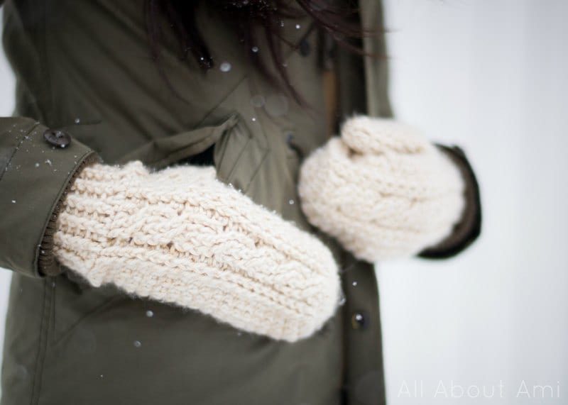 Crochet Cabled Mittens