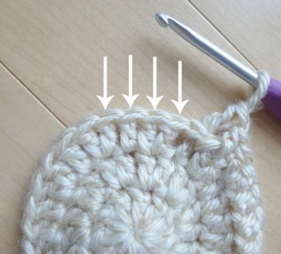 Crochet Cabled Mittens