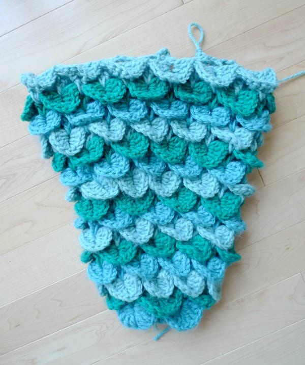 Bulky yarn mermaid top tail pattern free
