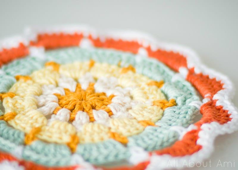 Home Decoration in Crochet