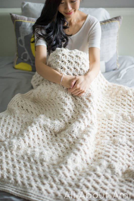 Luxury Bright Granny Square Crochet Blanket Kit  Crochet blanket, Crochet  blanket kit, Crochet blanket diy