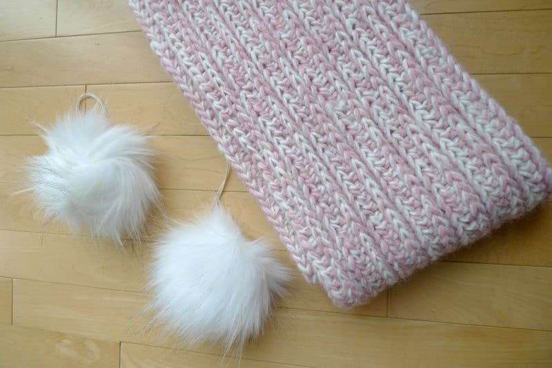 Snow Puff Ribbed Scarf