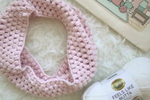 Child Puff Stitch Cowl