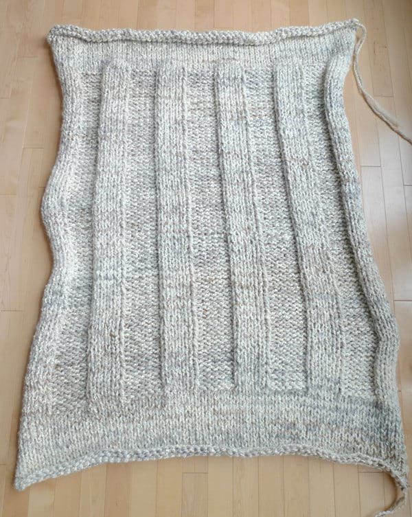 Chunky Ribbed Knit Blanket