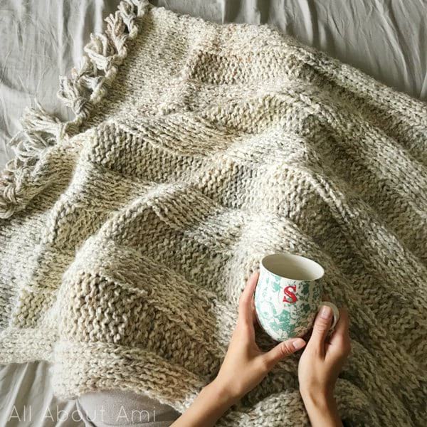 Chunky Ribbed Knit Blanket