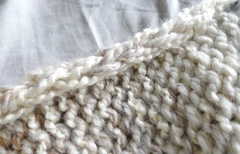 Chunky Ribbed Knit Blanket - All About Ami