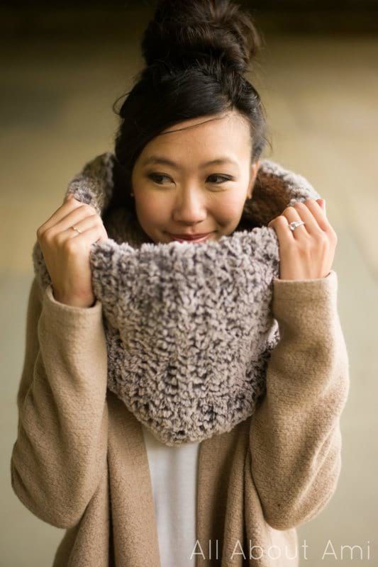 Crochet Luxe Faux Fur Cowl