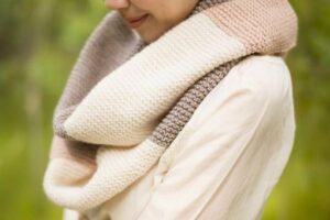 Cadence Color-Blocked Cowl Knit Pattern
