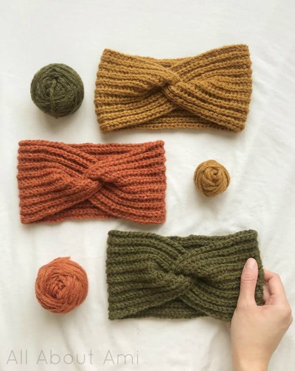 How to Crochet a Twist Headband