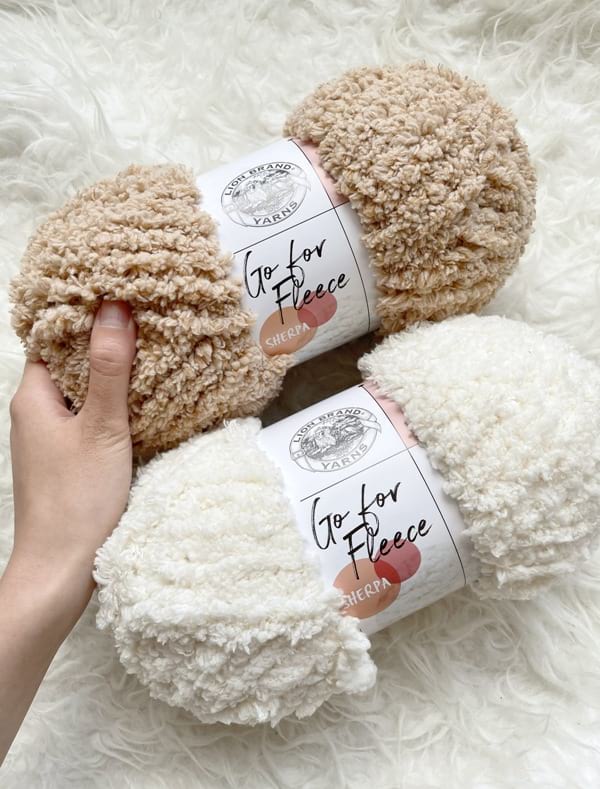  Lion Brand Yarn Go for Fleece Sherpa Jumbo Yarn for