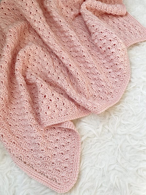 Dainty Shells Crochet Baby Blanket