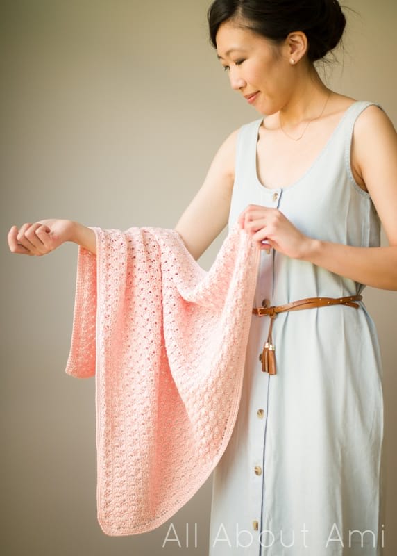 Dainty Shells Crochet Baby Blanket