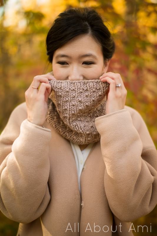 Bulky Dotty Cowl Version 2