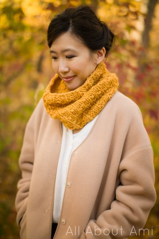 Chunky Dotty Cowl Pattern