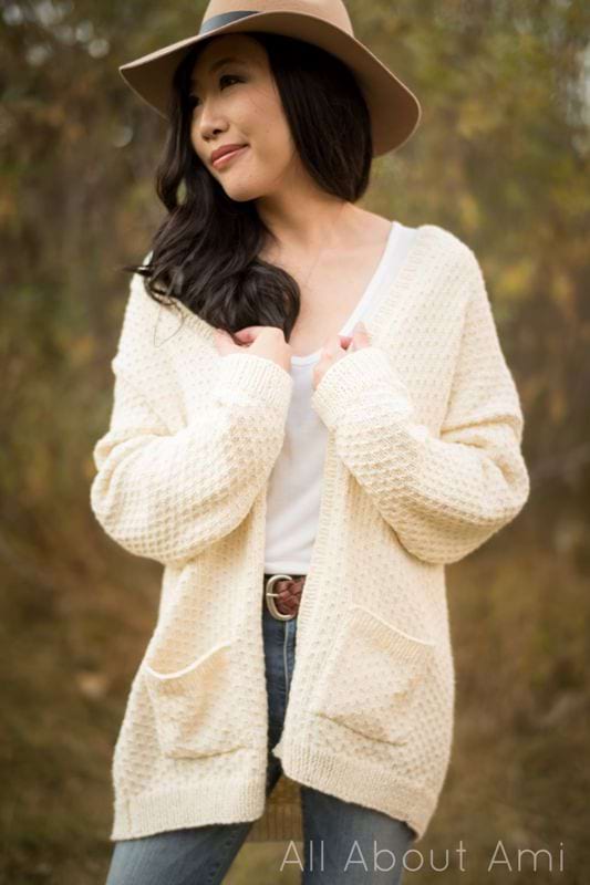 Light Dotty Cardigan - All About Ami