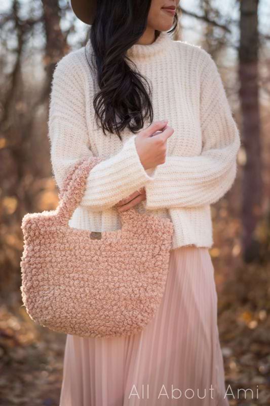 Fuzzy Fleece Bag Crochet Pattern