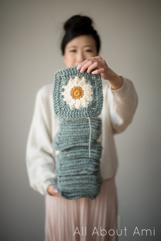 Cozy Days Daisy Blanket Crochet Pattern