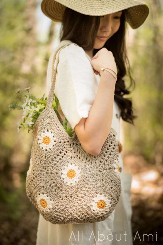 Breezy Days Daisy Bag Crochet Pattern